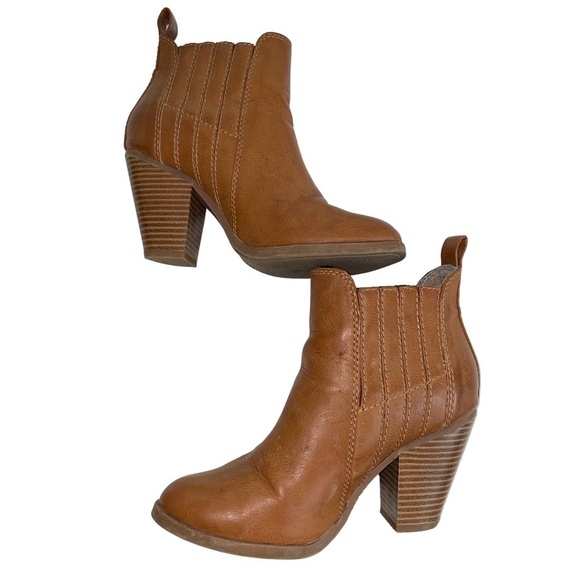 Francesca's Ankle Boots Stacked Heel Booties in Tan Brown - Picture 1 of 12